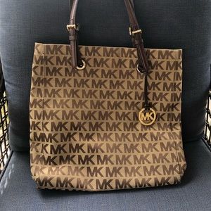 MK handbag!